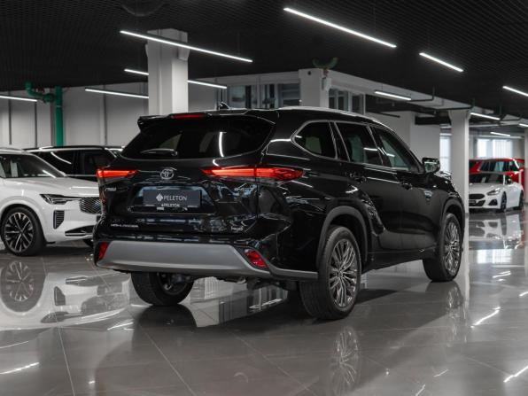 Toyota Highlander IV (XU70) с пробегом 2026 года, цена 5 200 000 рублей, 50 км, внедорожник, Автокод Объявления
