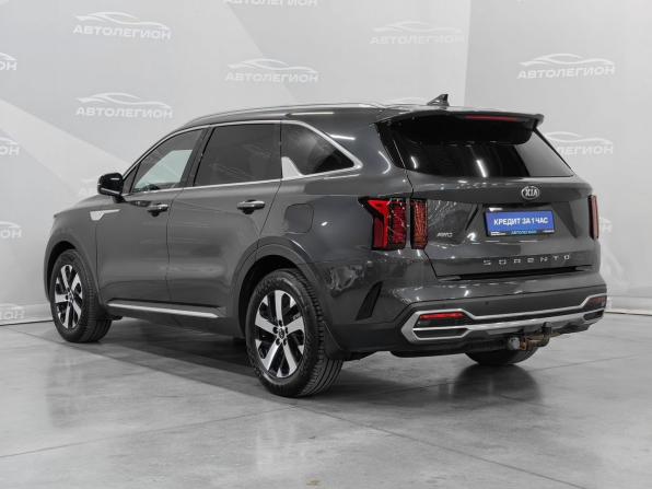 Kia Sorento IV с пробегом 2020 года, цена 3 300 000 рублей, 132000 км, внедорожник, Автокод Объявления