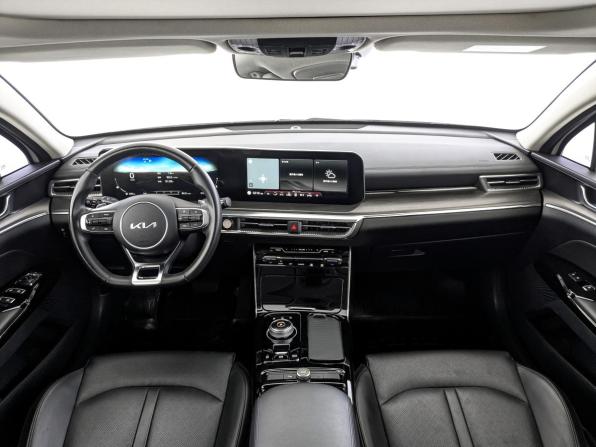Kia K5 III с пробегом 2023 года, цена 3 300 000 рублей, 21210 км, седан, Автокод Объявления