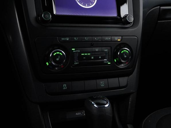Skoda Yeti I Рестайлинг с пробегом 2015 года, цена 1 389 050 рублей, 97623 км, внедорожник, Автокод Объявления
