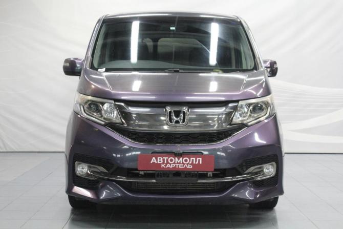 Honda Stepwgn V с пробегом 2015 года, цена 1 750 000 рублей, 82909 км, минивэн, Автокод Объявления