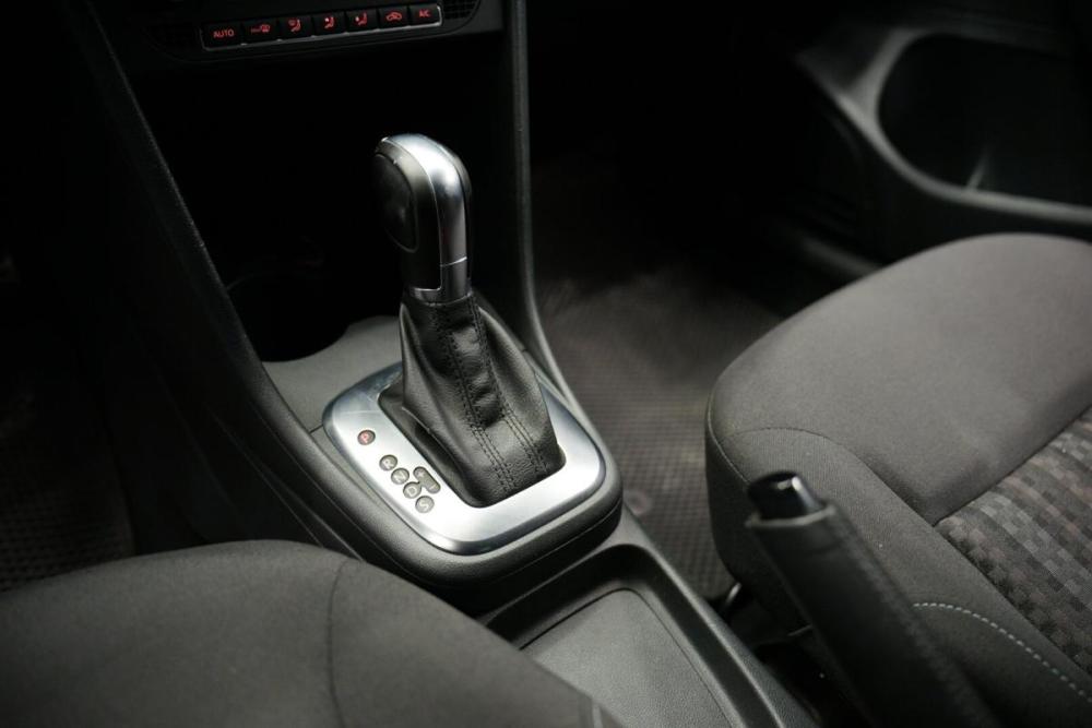 Volkswagen Polo V Рестайлинг Крым  - изображение 16