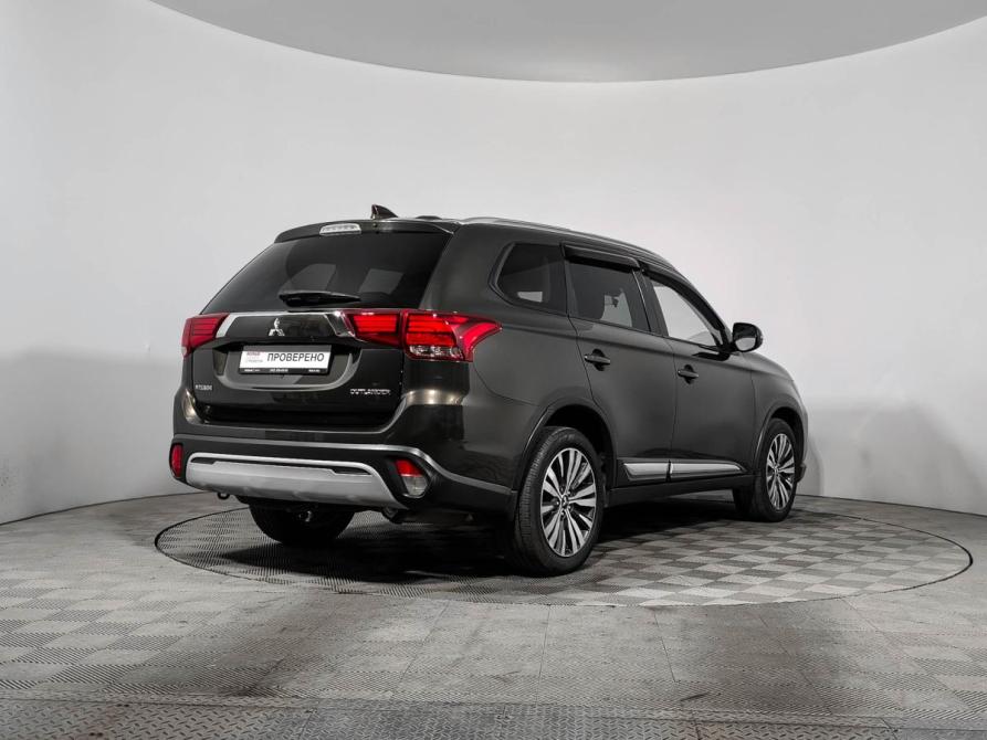 Mitsubishi Outlander III Рестайлинг 3 Санкт-Петербург  - изображение 5