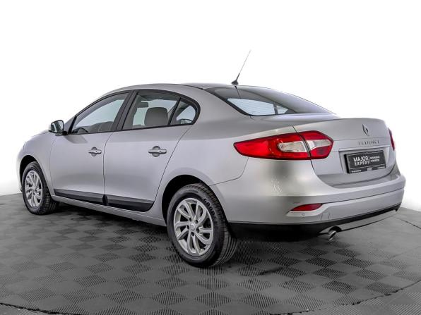 Renault Fluence I Рестайлинг с пробегом 2015 года, цена 1 220 000 рублей, 55743 км, седан, Автокод Объявления