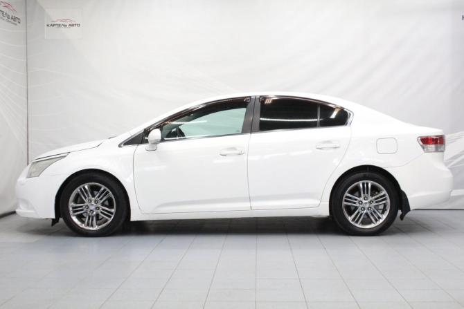 Toyota Avensis III с пробегом 2011 года, цена 1 099 000 рублей, 198213 км, седан, Автокод Объявления