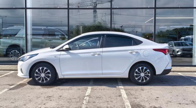 Hyundai Solaris II Рестайлинг с пробегом 2021 года, цена 1 595 000 рублей, 56283 км, седан, Автокод Объявления