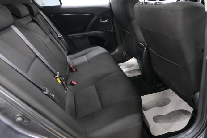 Toyota Avensis III с пробегом 2009 года, цена 1 049 000 рублей, 370000 км, седан, Автокод Объявления