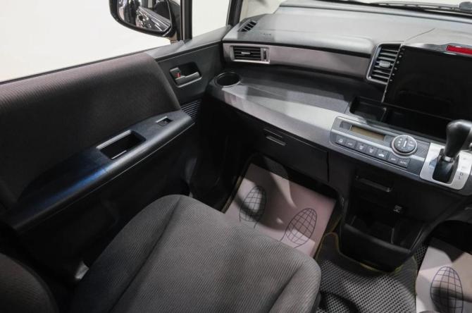 Honda Freed I с пробегом 2011 года, цена 969 000 рублей, 203000 км, компактвэн, Автокод Объявления