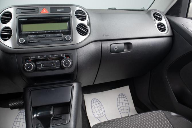 Volkswagen Tiguan I с пробегом 2010 года, цена 979 000 рублей, 166562 км, внедорожник, Автокод Объявления