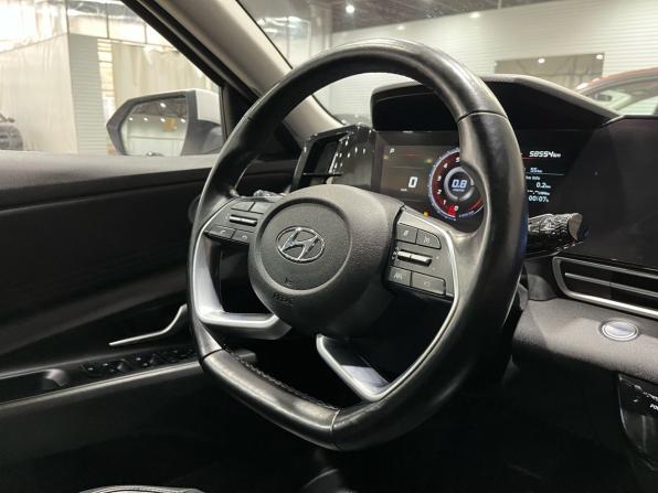 Hyundai Elantra VII (CN7) с пробегом 2021 года, цена 1 870 000 рублей, 58553 км, седан, Автокод Объявления
