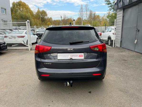 Kia Ceed II Рестайлинг с пробегом 2017 года, цена 1 384 732 рубля, 143316 км, универсал, Автокод Объявления