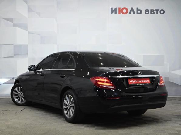 Mercedes-Benz E-Класс V (W213 S213 C238) с пробегом 2017 года, цена 2 580 000 рублей, 136871 км, седан, Автокод Объявления