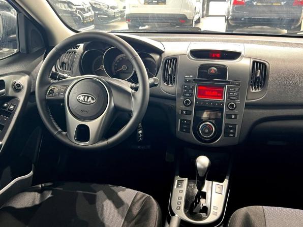 Kia Cerato II с пробегом 2009 года, цена 640 000 рублей, 217000 км, седан, Автокод Объявления