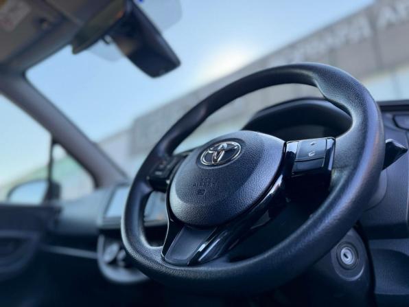 Toyota Vitz III (XP130) Рестайлинг 2 с пробегом 2018 года, цена 1 045 000 рублей, 92114 км, хэтчбек, Автокод Объявления