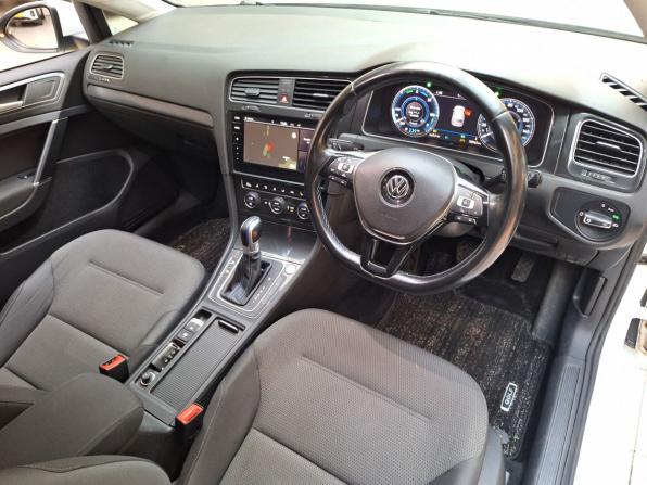 Volkswagen Golf VII с пробегом 2017 года, цена 1 900 000 рублей, 70964 км, хэтчбек, Автокод Объявления