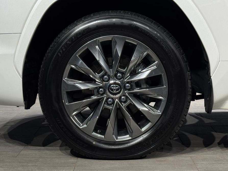 Toyota Land Cruiser 300 Series Иркутск  - изображение 8