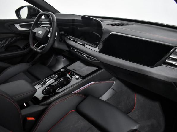 Audi A5 III (B10) с пробегом 2025 года, цена 5 690 000 рублей, 6699 км, лифтбек, Автокод Объявления