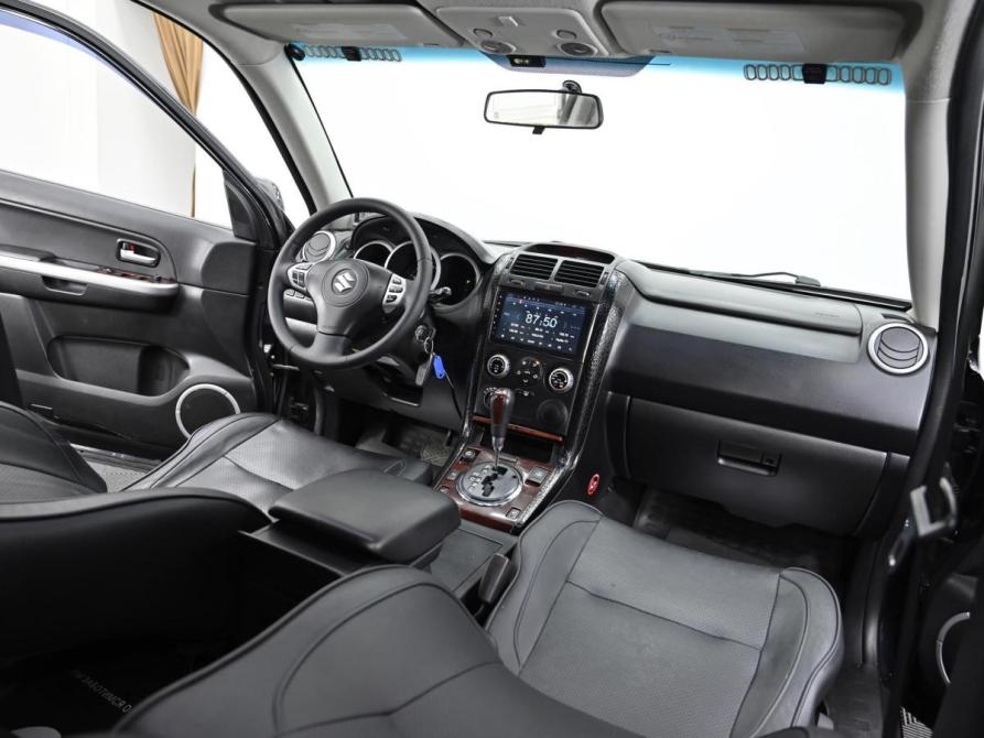 Suzuki Grand Vitara II Москва  - изображение 10