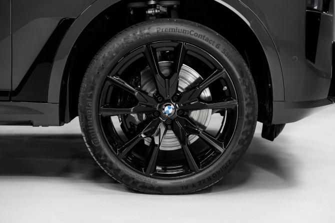 Новый BMW X7 I (G07) Рестайлинг 2024 года, цена 20 554 000 рублей, внедорожник, Автокод Объявления