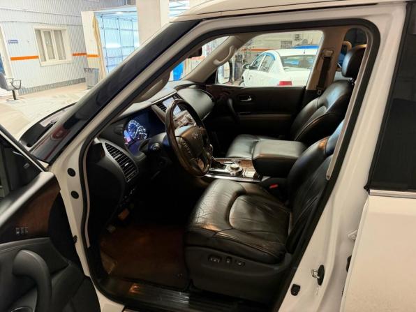Infiniti QX56 II с пробегом 2011 года, цена 1 929 000 рублей, 323602 км, внедорожник, Автокод Объявления