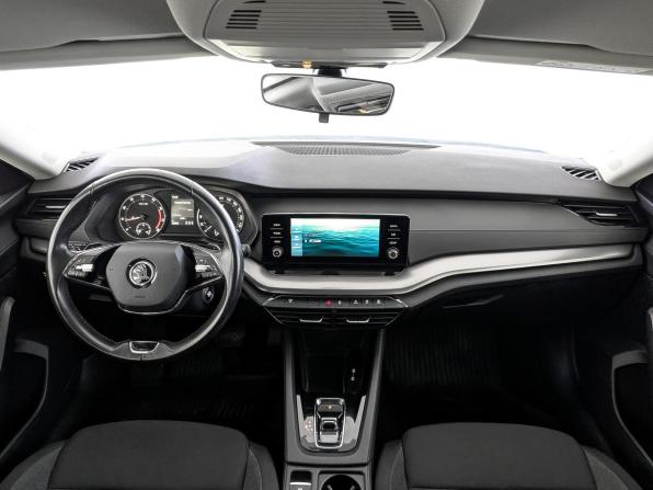 Skoda Octavia IV (A8) с пробегом 2021 года, цена 2 359 000 рублей, 69993 км, лифтбек, Автокод Объявления