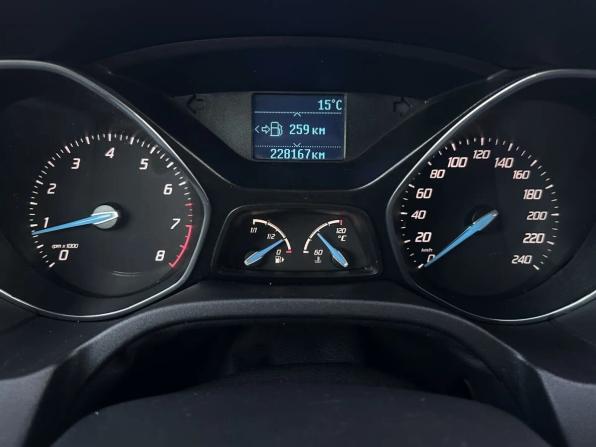 Ford Focus III с пробегом 2011 года, цена 550 000 рублей, 228166 км, хэтчбек, Автокод Объявления
