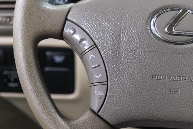 Lexus LX II Рестайлинг с пробегом 2004 года, цена 2 529 000 рублей, 298000 км, внедорожник, Автокод Объявления