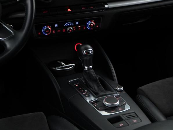 Audi A3 III (8V) с пробегом 2015 года, цена 1 680 111 рублей, 76672 км, хэтчбек, Автокод Объявления