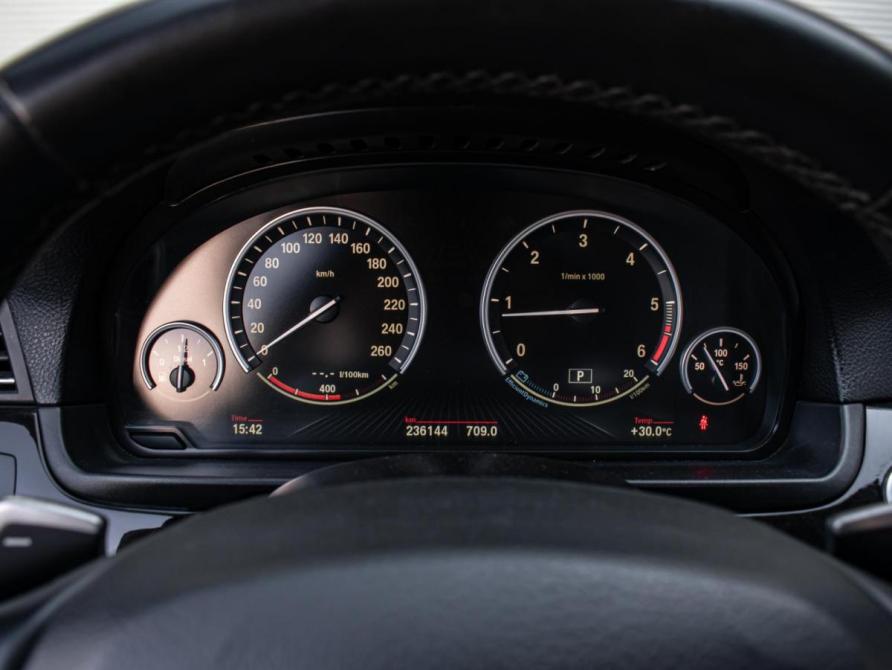 BMW 5 серии VI (F10/F11/F07) Рестайлинг Краснодар  - изображение 16
