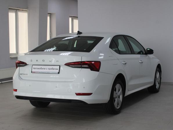 Skoda Octavia IV (A8) с пробегом 2021 года, цена 2 589 900 рублей, 79685 км, лифтбек, Автокод Объявления