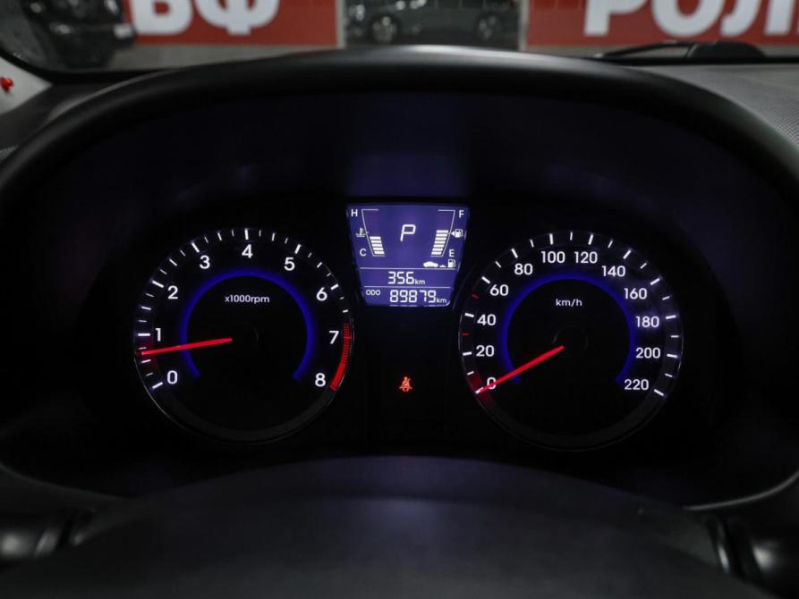 Hyundai Solaris I Москва  - изображение 14