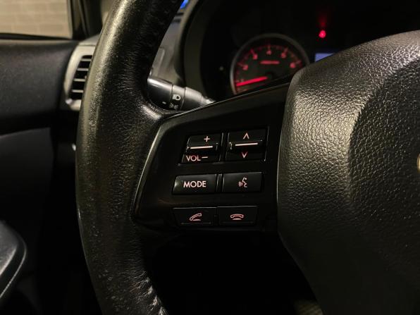 Subaru XV I с пробегом 2012 года, цена 1 100 000 рублей, 305325 км, внедорожник, Автокод Объявления
