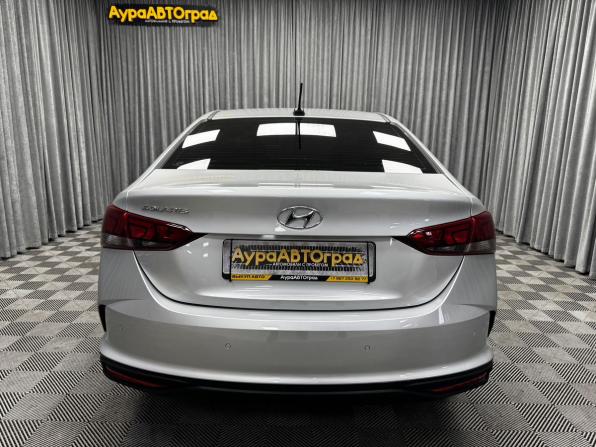 Hyundai Solaris II Рестайлинг с пробегом 2021 года, цена 1 690 000 рублей, 65502 км, седан, Автокод Объявления
