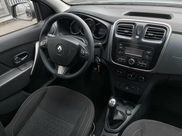 Renault Logan II с пробегом 2018 года, цена 316 000 рублей, 360221 км, седан, Автокод Объявления