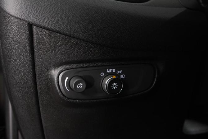 Chevrolet Equinox III Рестайлинг с пробегом 2021 года, цена 3 119 000 рублей, 88000 км, внедорожник, Автокод Объявления