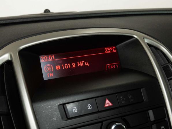 Opel Astra J с пробегом 2011 года, цена 698 000 рублей, 134000 км, хэтчбек, Автокод Объявления