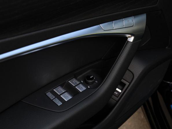 Audi A6 V (C8) Рестайлинг с пробегом 2025 года, цена 6 700 000 рублей, 3181 км, седан, Автокод Объявления