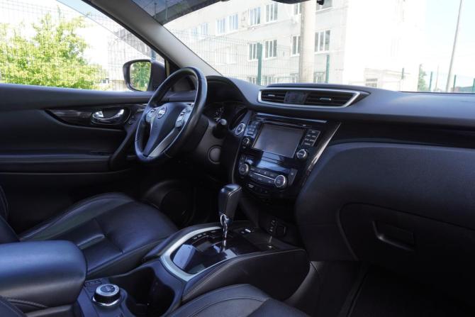 Nissan Qashqai II с пробегом 2015 года, цена 1 620 000 рублей, 144550 км, внедорожник, Автокод Объявления