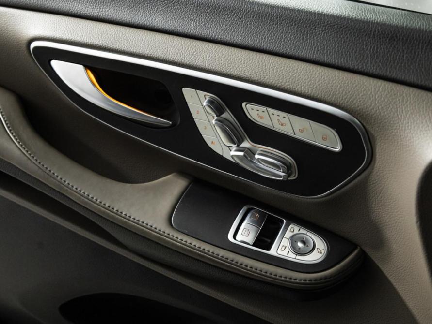 Mercedes-Benz V-Класс III (W447) Рестайлинг Санкт-Петербург  - изображение 22