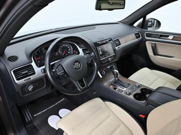 Volkswagen Touareg II с пробегом 2011 года, цена 2 049 000 рублей, 200000 км, внедорожник, Автокод Объявления