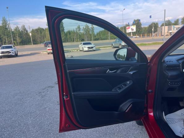 Haval Jolion I с пробегом 2023 года, цена 1 974 000 рублей, 50000 км, внедорожник, Автокод Объявления