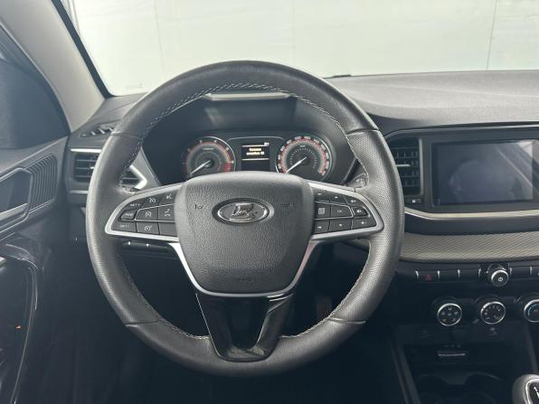 Lada (ВАЗ) Vesta I Рестайлинг (NG) с пробегом 2023 года, цена 1 290 000 рублей, 18152 км, седан, Автокод Объявления