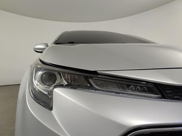 Toyota Levin XII (E210) с пробегом 2021 года, цена 1 715 000 рублей, 74300 км, седан, Автокод Объявления