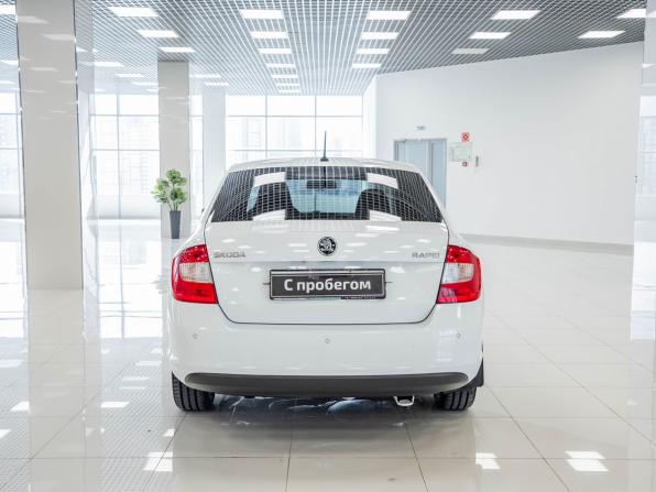 Skoda Rapid I с пробегом 2015 года, цена 642 000 рублей, 234522 км, лифтбек, Автокод Объявления