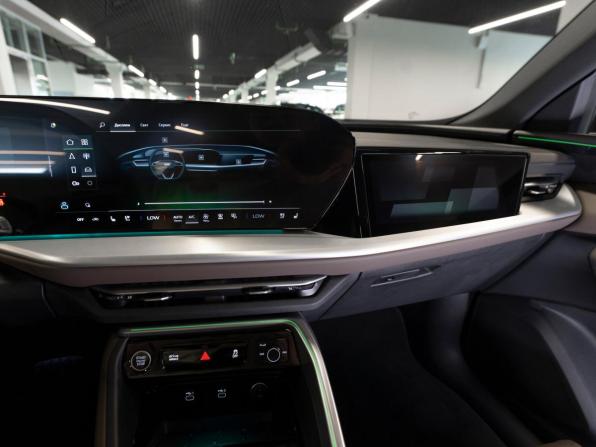Audi Q5 III с пробегом 2025 года, цена 7 400 000 рублей, 3421 км, внедорожник, Автокод Объявления