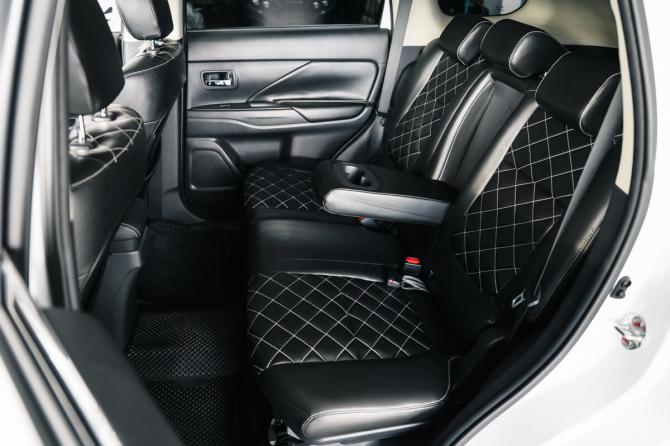 Mitsubishi Outlander III Рестайлинг 3 с пробегом 2022 года, цена 2 650 000 рублей, 19400 км, внедорожник, Автокод Объявления