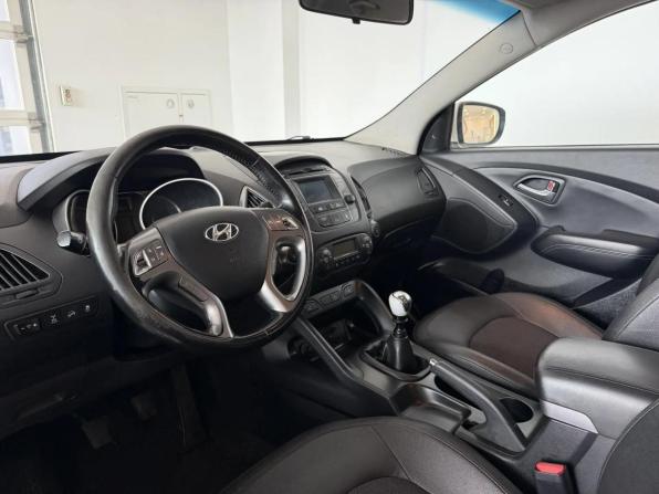 Hyundai ix35 I Рестайлинг с пробегом 2013 года, цена 1 280 000 рублей, 165470 км, внедорожник, Автокод Объявления