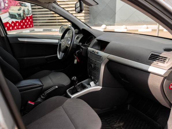 Opel Astra H Рестайлинг с пробегом 2012 года, цена 590 000 рублей, 148545 км, хэтчбек, Автокод Объявления