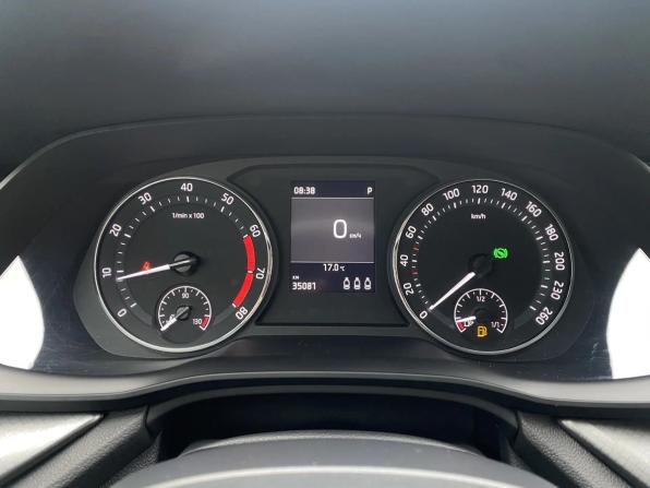 Skoda Octavia IV (A8) с пробегом 2021 года, цена 2 699 000 рублей, 35081 км, лифтбек, Автокод Объявления