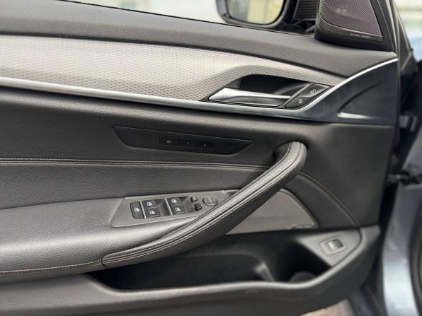 BMW 5 серии VII (G30/G31/G38) с пробегом 2019 года, цена 2 855 000 рублей, 201494 км, седан, Автокод Объявления
